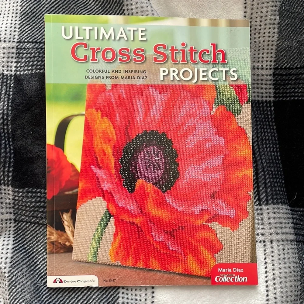 Ultimate Cross Stitch Projects‎ by Maria Diaz